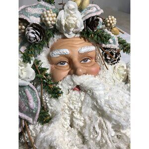 Vintage Santa Claus Face Christmas Wreath Decor Floral Accents & Pinecones 7"
